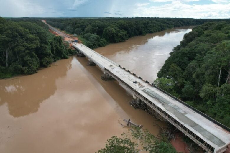 Ponte sobre o Rio Teles Pires na MT-140  - Foto por: Fiscalização/Sinfra-MT